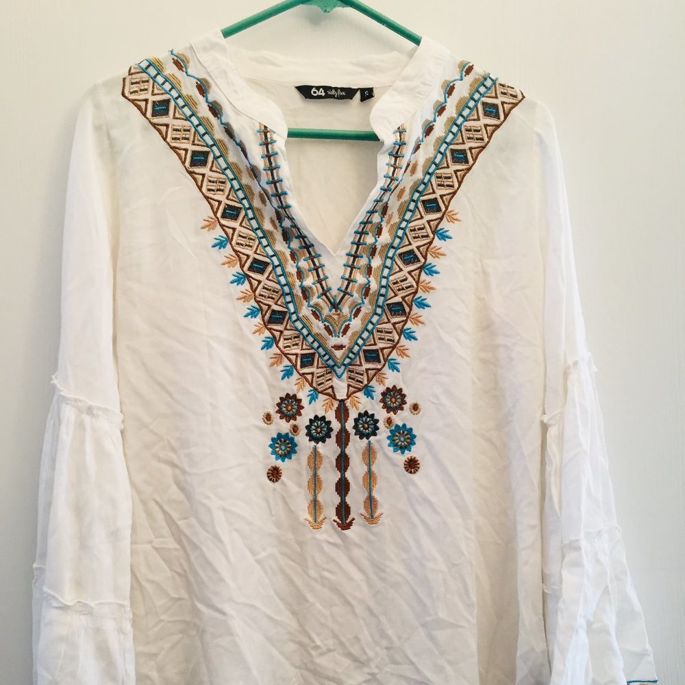 64 Sixty Five White Long Sleeve/ Embroided Top Size S